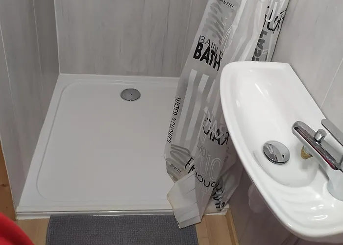 Le Noyer Du Baron Le Lauzet-Ubaye